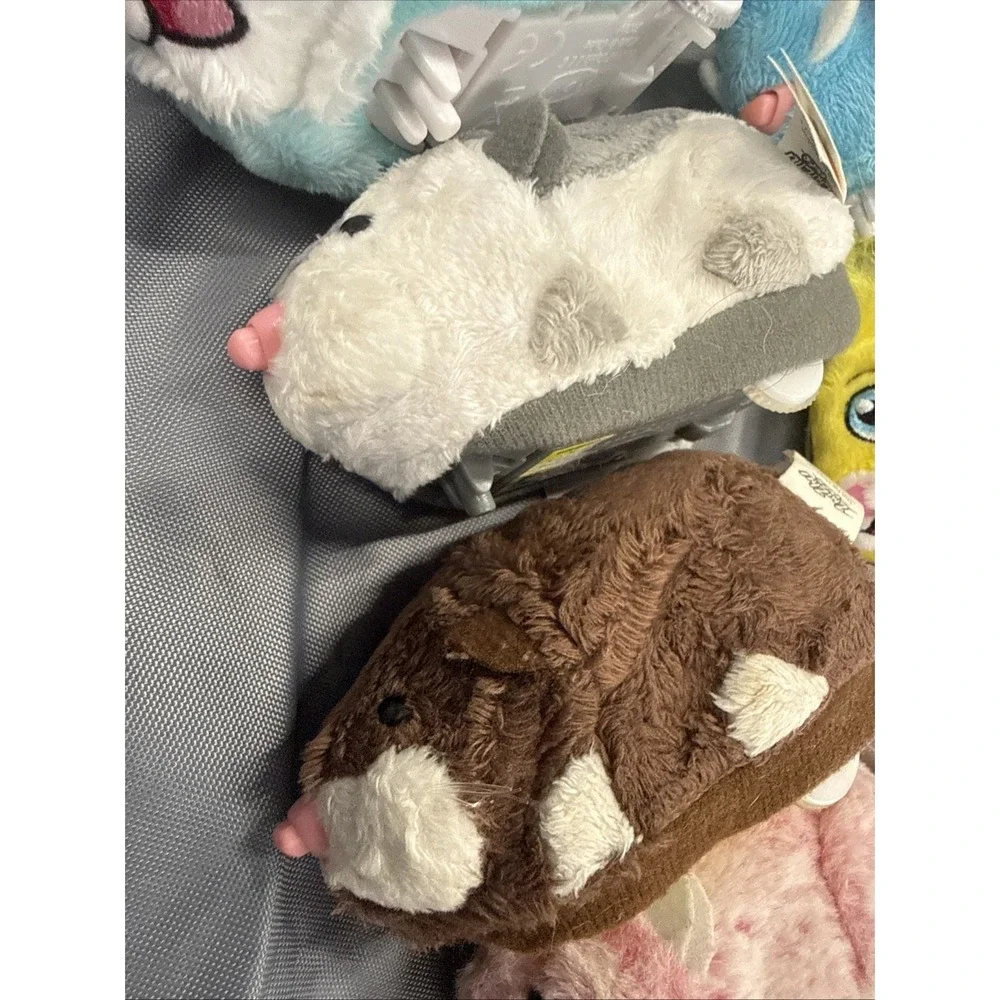 HUGE Lot of 16 Zhu Zhu Pets & Accessories Hamsters